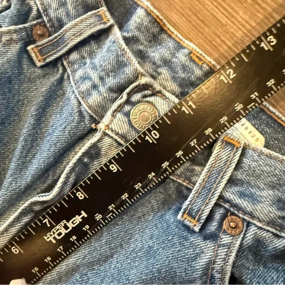 Levi’s 550 Vintage Relaxed Fit Tapered Leg Denim Jeans Women’s Size 8 Petite - Picture 5 of 10